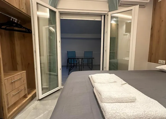 Luxury Semi Basement With Terrace